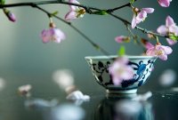 女孩子學(xué)茶藝好還是花藝好？